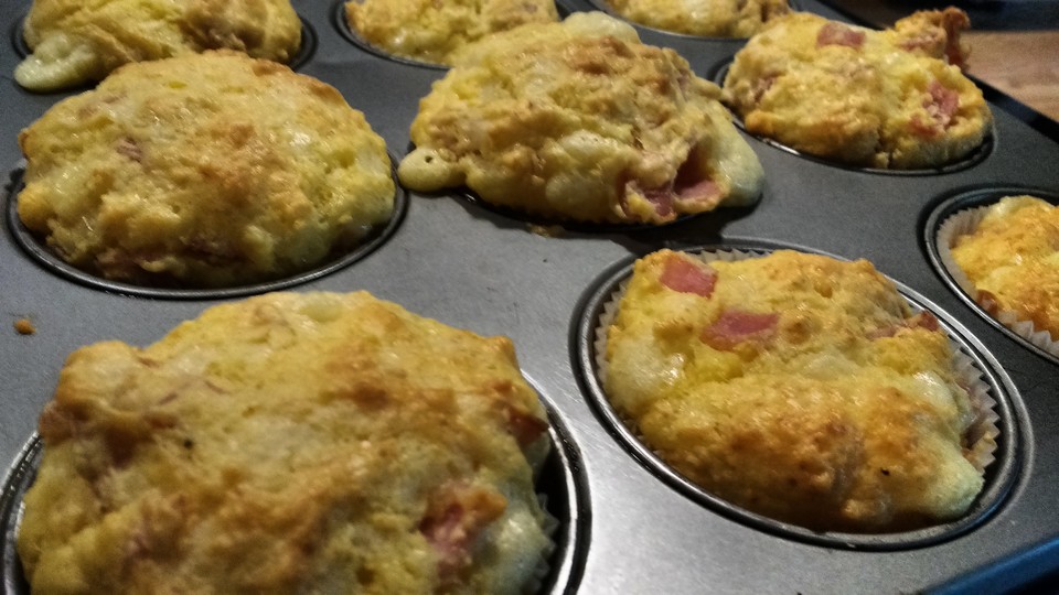 Herzhafte Schinken-Käse-Muffins von Bezwinger | Chefkoch.de
