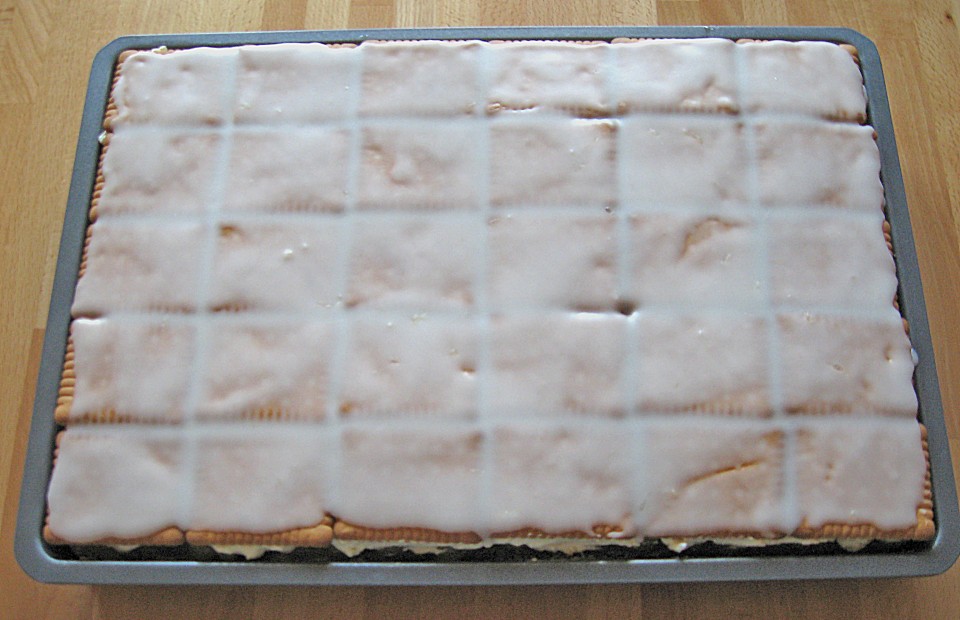 Butterkekskuchen mit Stachelbeeren von dat_bluemli | Chefkoch.de