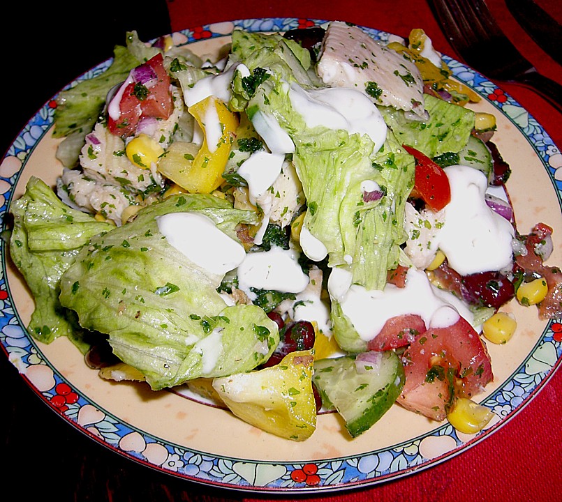 Frischer Salat mit geräucherter Forelle von AGMA | Chefkoch.de