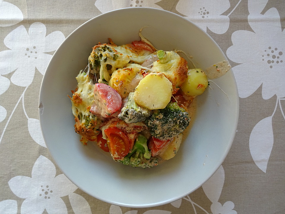 Kartoffelauflauf mit Brokkoli und Tomaten von ASDBigmac | Chefkoch.de