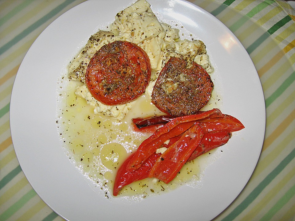 Schafskäse mit türkischem Spitzpaprika aus dem Backofen von Lizzfizz ...