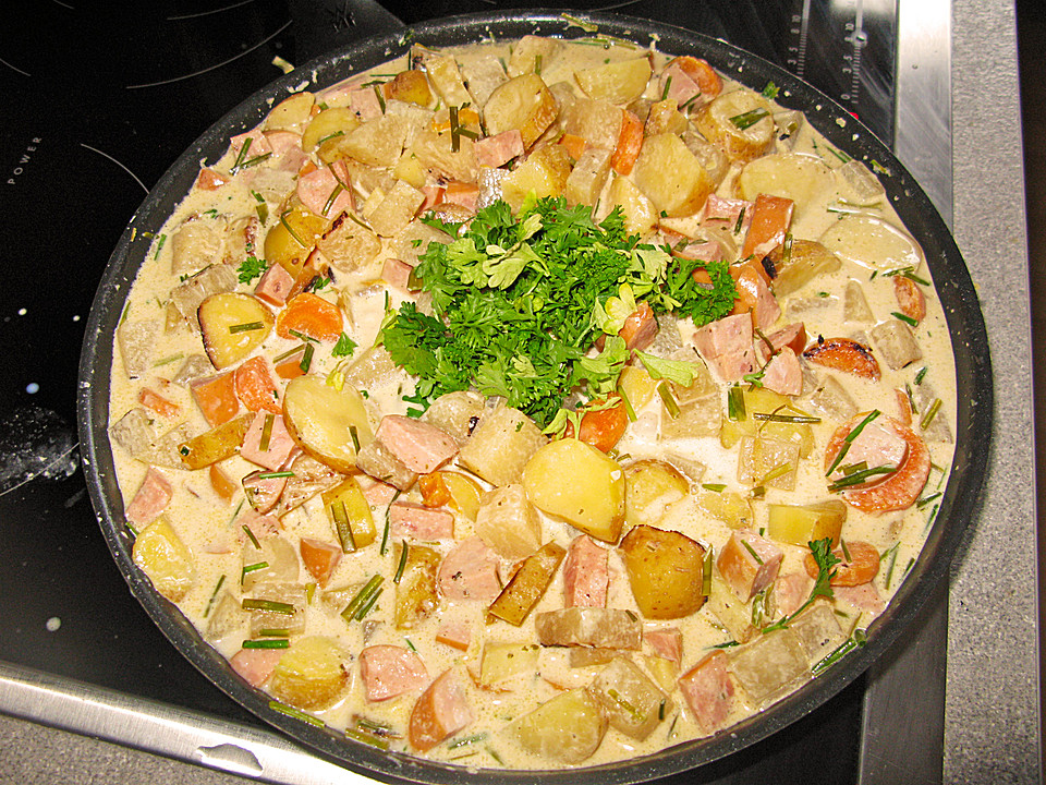Kartoffel - Lyoner - Pfanne von enalil1 | Chefkoch.de