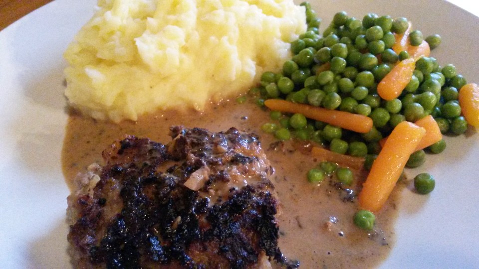 Frikadellen mit Zuckerschoten und Kartoffelpüree von schrat | Chefkoch.de