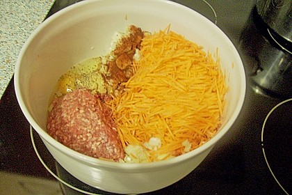 Hackfleisch - Möhren - Frikadellen 10