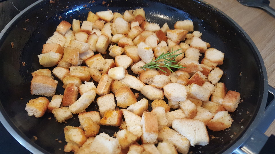 Croutons für Salate oder Cremesuppen von anika2805 | Chefkoch.de