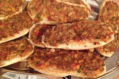 Pizza - Hackfleisch - Brötchen 2