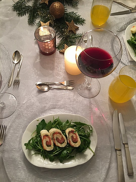 Mozzarella - Röllchen mit Lachs auf Rauke von Knopf3 | Chefkoch.de
