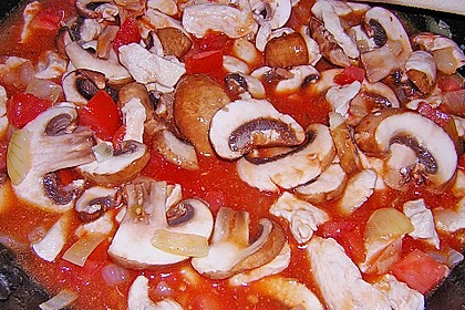 Penne mit Hähnchen und Champignons 27