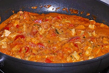 Penne mit Hähnchen und Champignons 16