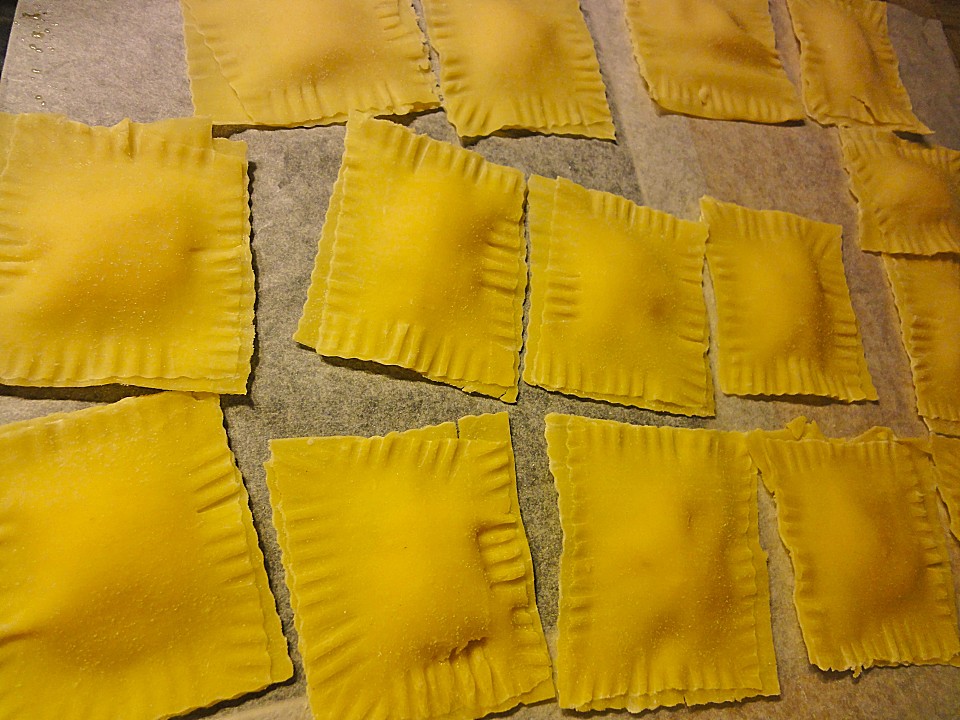 Ravioli mit Trüffel - Käsefüllung von tiggerblue78 | Chefkoch.de