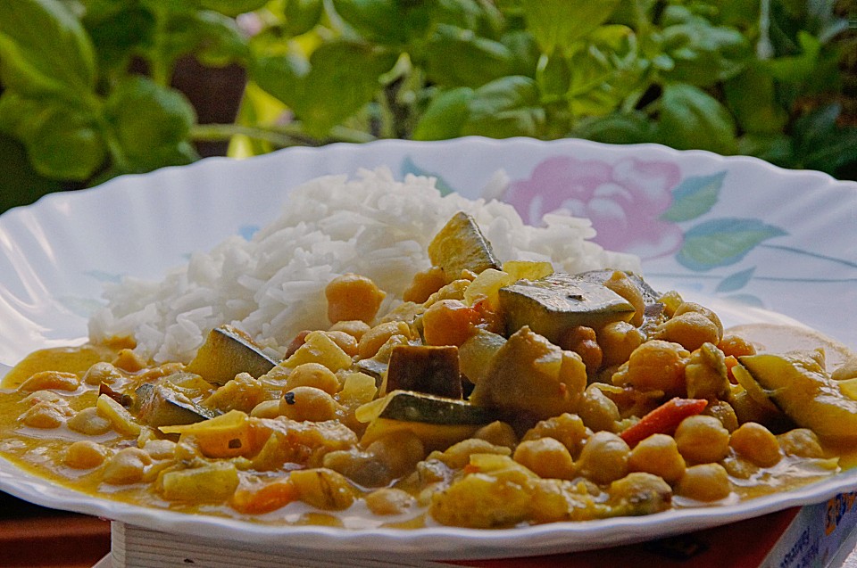 Indische, würzige Kichererbsenpfanne von Skuranee | Chefkoch.de