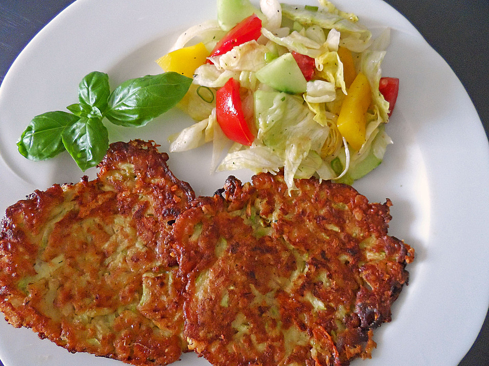 Zucchinipuffer von staldi | Chefkoch.de