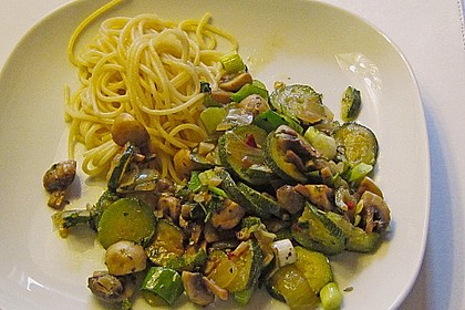 Zucchini - Champignon - Pfanne 11