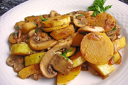 Zucchini - Champignon - Pfanne 2