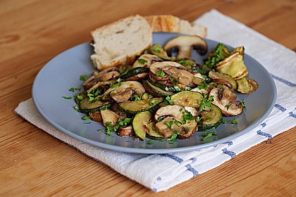 Zucchini - Champignon - Pfanne 1