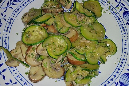Zucchini - Champignon - Pfanne 19