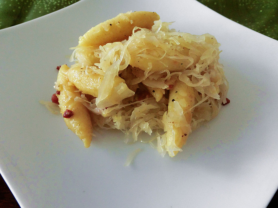 Schupfnudeln mit Kraut und Speck | Chefkoch.de