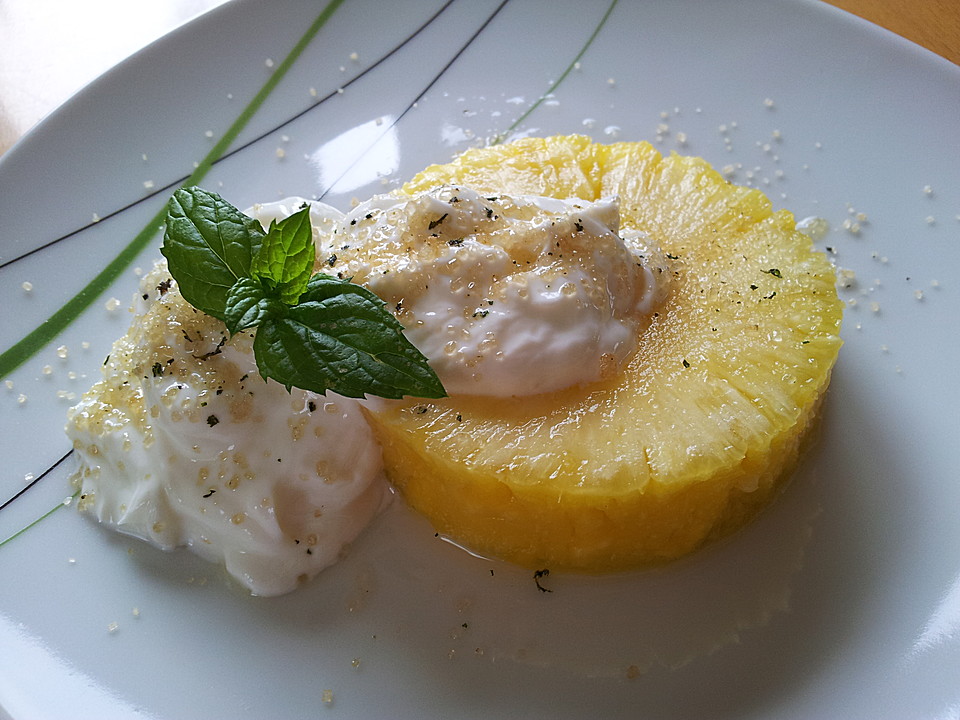 Leichtes Ananas - Dessert mit Joghurt von Gummiadler | Chefkoch.de