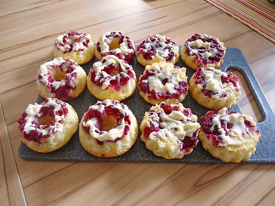 Himbeermuffins mit saurer Sahne | Chefkoch.de