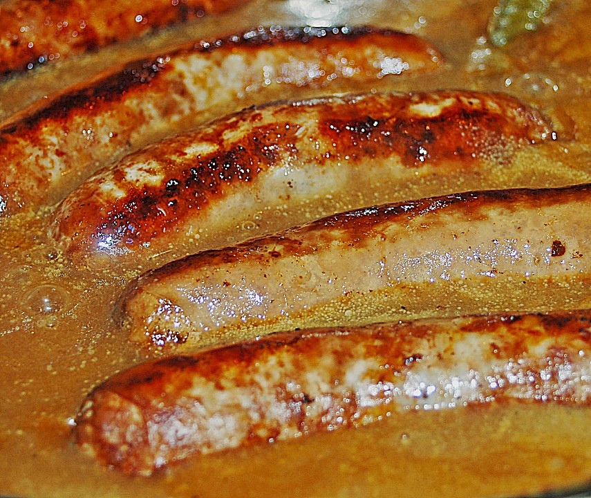 In Bier geschmorte Bratwürste von schmausimausi | Chefkoch.de