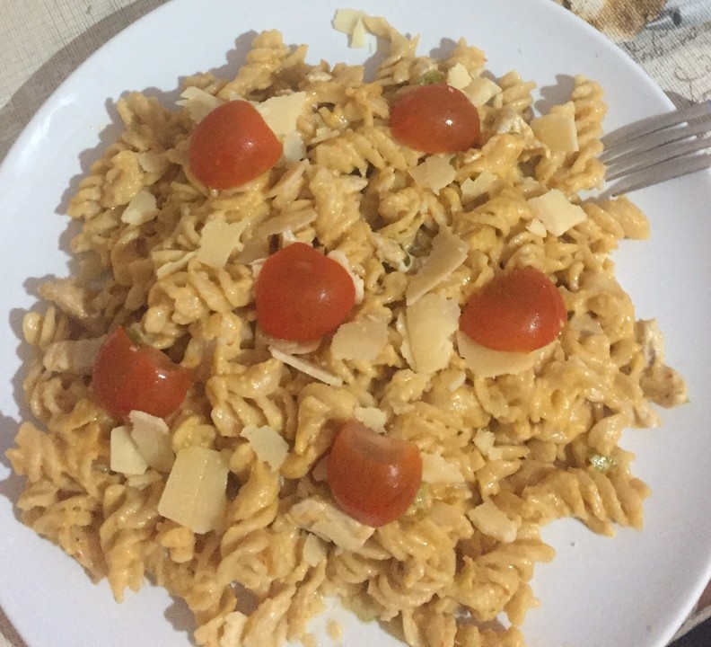 Vollkornnudeln mit Tomaten und Blattspinat von Vrenikoch | Chefkoch.de