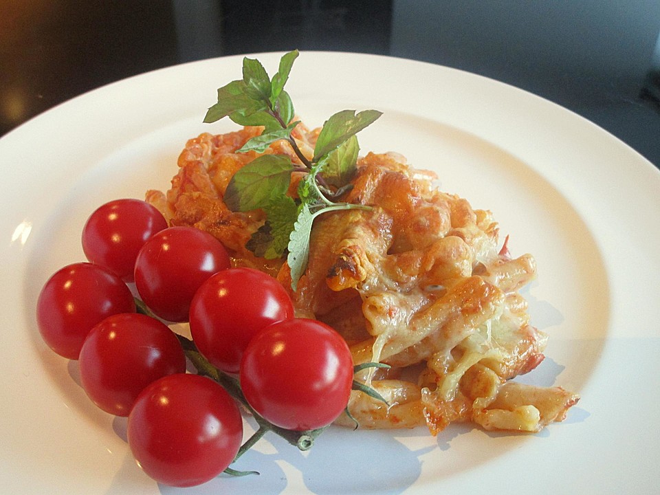Nudelauflauf mit Tomaten - Sahnesoße von cheerleader | Chefkoch.de