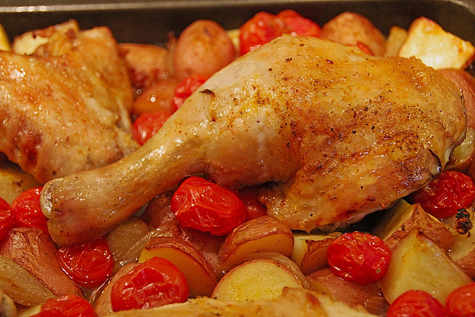 Hähnchen mit Kartoffeln im Ofen von SchlummerMaus | Chefkoch.de