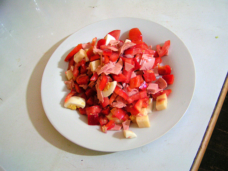 Wurstsalat mit Käse, Paprika und Tomaten von sweber99 | Chefkoch.de