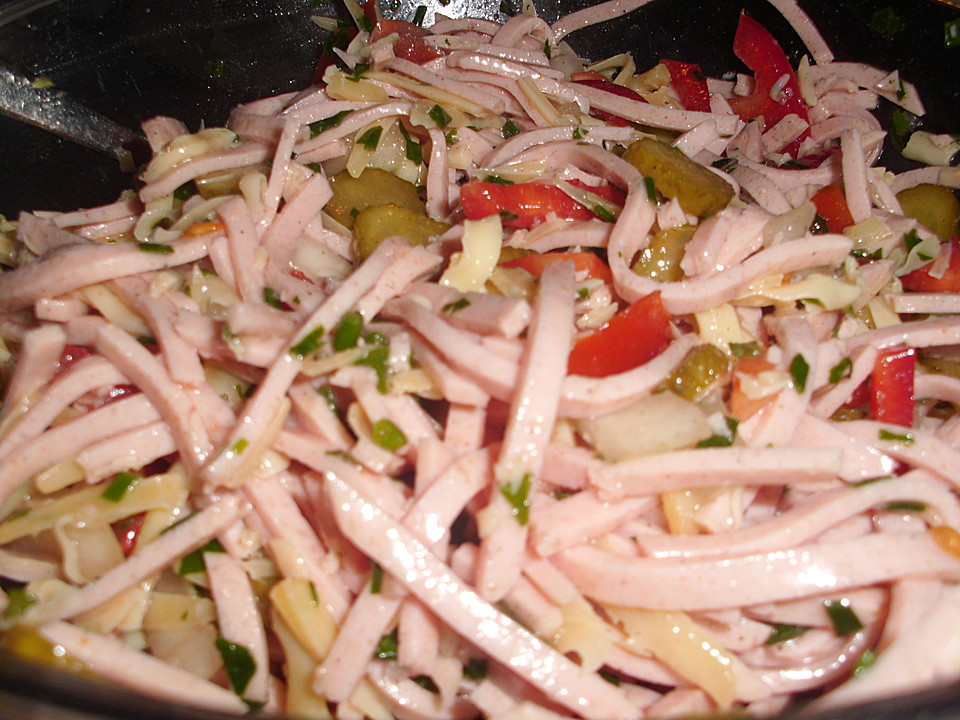 Wurstsalat mit Käse, Paprika und Tomaten von sweber99 | Chefkoch.de