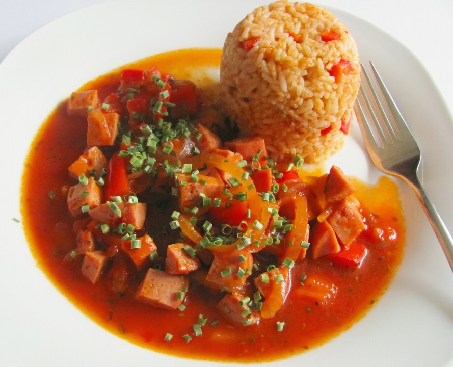 Paprikagulasch mit Fleischwurst von Sabbelbienchen | Chefkoch.de