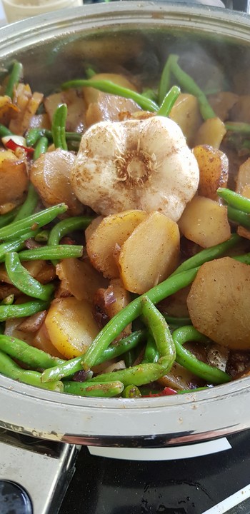 Kartoffelcurry mit grünen Bohnen von boold | Chefkoch.de