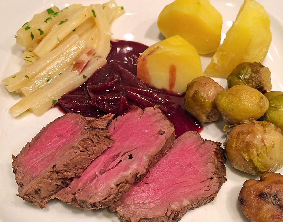 Rinderfilet auf Rotweinschalotten-Butter von Koelkast | Chefkoch.de