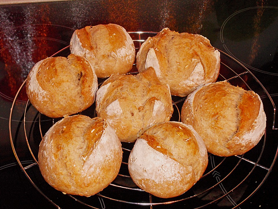 Knusprige kleine Brötchen von Koelkast | Chefkoch.de