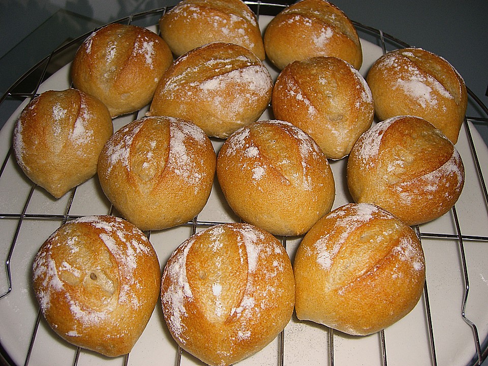 Knusprige kleine Brötchen von Koelkast | Chefkoch.de