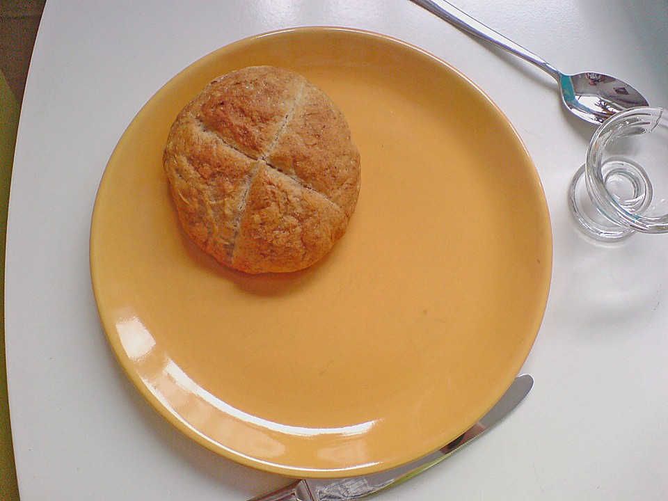 Knusprig-luftige Brötchen von inalina | Chefkoch.de