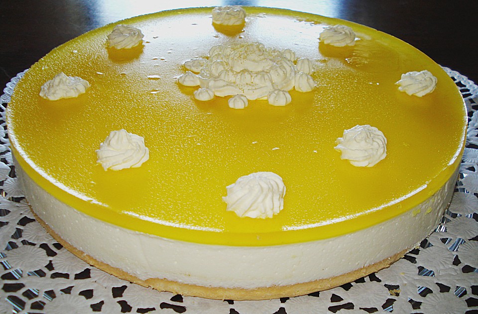 Zitronen - Joghurt - Torte von Sofi | Chefkoch.de