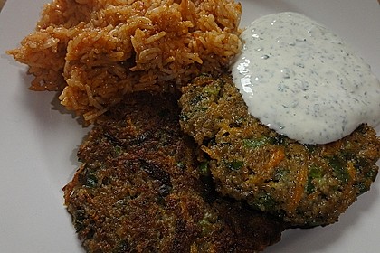 Grünkern - Frikadellen mit Joghurtsauce 13