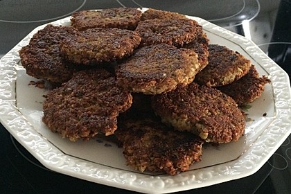 Grünkern - Frikadellen mit Joghurtsauce 4