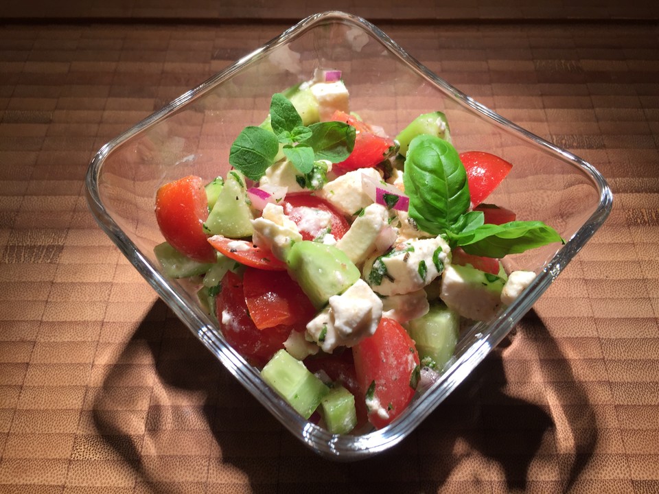 Tomaten - Gurken - Salat mit Feta von Liesbeth | Chefkoch.de