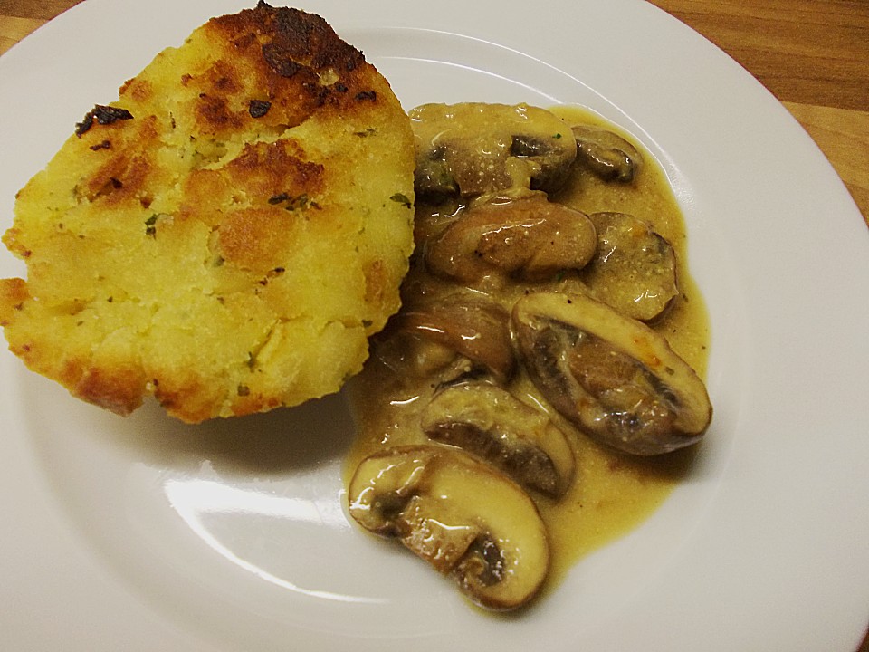 Spaghetti mit Champignon - Sahne - Soße von karaburun | Chefkoch.de