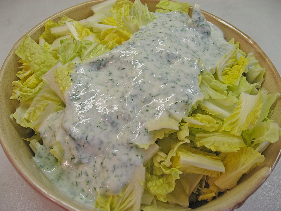 Chinakohlsalat mit süß - saurem Joghurtdressing von monamaus6 | Chefkoch.de