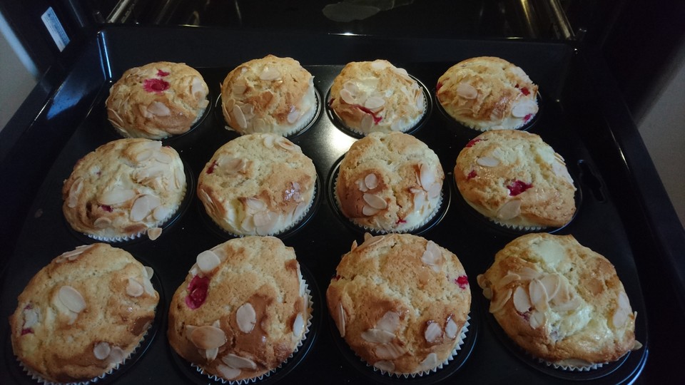 Johannisbeer - Rahm - Muffins von Marshmallow | Chefkoch.de