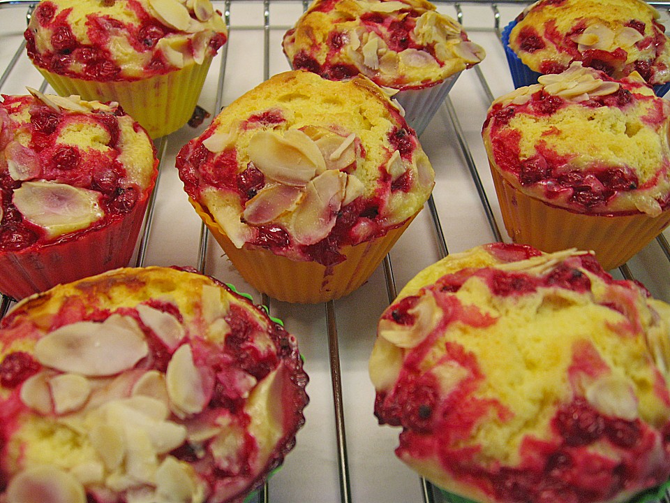 Johannisbeer - Rahm - Muffins von Marshmallow | Chefkoch.de