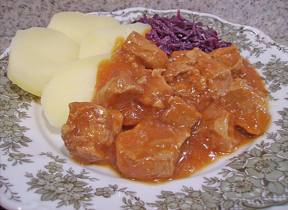 Schweinegulasch mit Schwarzbier von Bärchenknutscher | Chefkoch.de