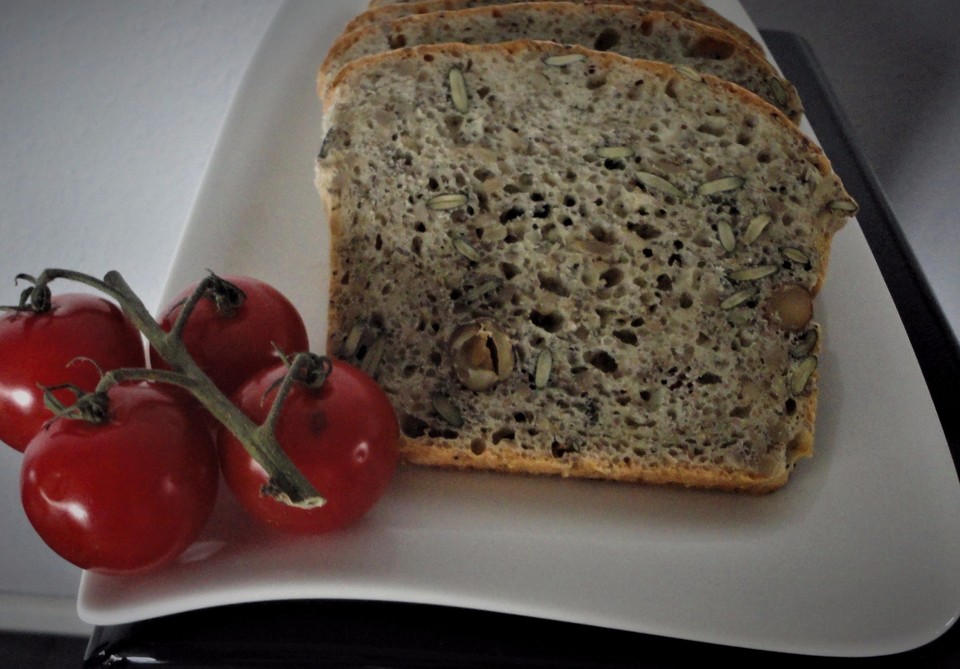 Dinkel - Buchweizenbrot - Ein raffiniertes Rezept | Chefkoch.de