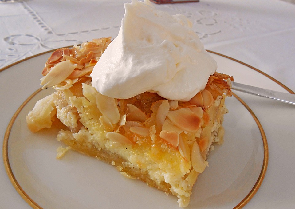 Apfel - Rahmkuchen mit Mandelkuste von leckeressen | Chefkoch.de