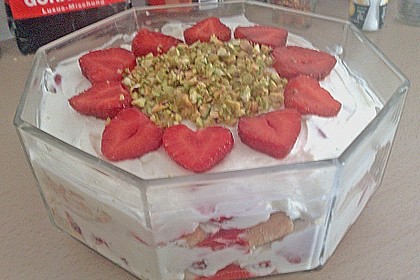 Erdbeertiramisu 94