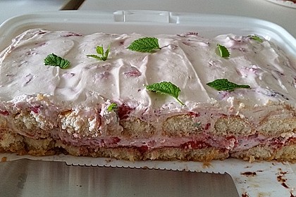 Erdbeertiramisu 48