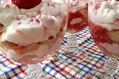 Erdbeertiramisu 44