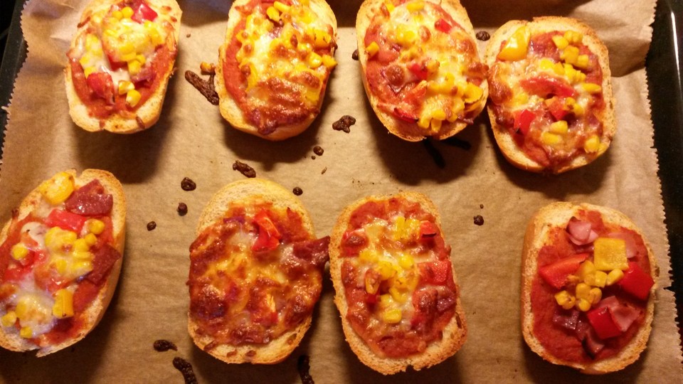 2 Minuten Pizza-Brötchen von braver_haas | Chefkoch.de